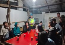 Sepeda Motor Tanpa Tuan Ditemukan di Pantai Selatan