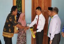 Bedah Rumah, Bagi Sembako, dan Atasi Stunting Bersamaan HUT Gunungkidul 192