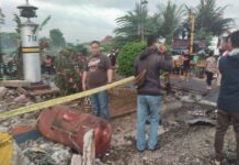 BREAKING NEWS: Kereta Api Taksaka Hantam Truk Molen