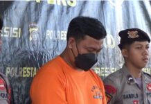 Penjual Bubuk Petasan Dirungkus Polisi