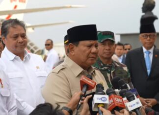 Sikap Dewan Pers Terkait Pencabutan ID Card Istana Reporter CNN Indonesia