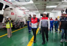 Dirut Pertamina Tinjau Titik Suplai dan Posko Penanganan Bencana
