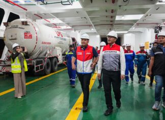 Dirut Pertamina Tinjau Titik Suplai dan Posko Penanganan Bencana