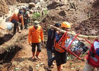 Pencarian 3 Korban Longsor di Bandung Dihentikan