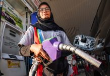 Pertamina Patra Niaga Manjakan Konsumen dengan Promo Rutin Pertamax Green 95 dan Pengisian Kendaraan Listrik di SPKLU Setiap Rabu