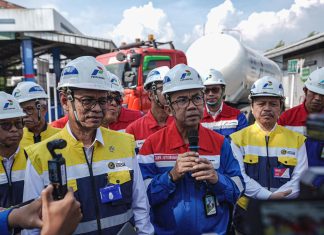 Pertamina Patra Niaga dan Wamen ESDM Tinjau Kesiapan Distribusi Energi di Jawa Barat
