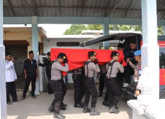 Polri Berduka, AKBP Angga Harya Kusuma Dimakamkan Secara Dinas Kepolisian di Bantul