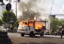 Mobil Penjual Tahu Bulat di Yogyakarta Terbakar, Pengemudi Selamat