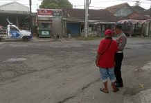 Pemotor Tewas Tertabrak Fortuner