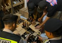 Ratusan Botol Miras Diamankan Polisi
