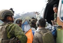 TNI Berhasil Evakuasi Pilot PT AMA Air