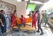 Orang Meninggal Dunia Ditemukan di Depan Ruko