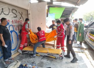 Orang Meninggal Dunia Ditemukan di Depan Ruko