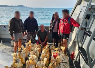 TNI AL Gagalkan Penyelundupan 1,6 Ton Pasir Timah Ilegal Bermodus Keramba Apung