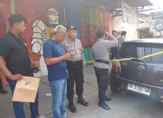 Pria 61 Tahun Ditemukan Meninggal dalam Mobil