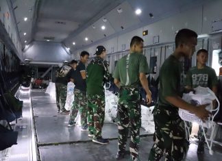 Hari Keenam Pascagempa, TNI Kerahkan 5.254 Personel dan 293 Ton Bantuan ke NTT