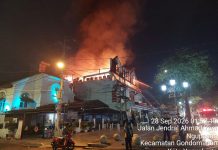 Toko Batik Kota Yogyakarta Dilalap Si Jago Merah