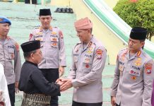 Polda Kepri Salurkan Bansos Pulau Penyengat